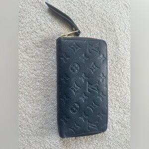 Louis Vuitton Long Zippy Wallet